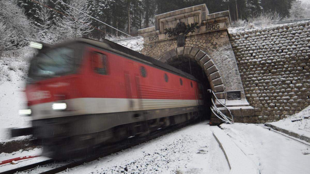 Der Bosrucktunnel auf der Pyhrn-Schober-Achse muss für den Güterverkehr neu gebaut werden. Geplante Fertigstellung ist 2040