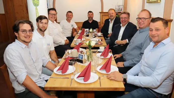 Installateurstammtisch im Café Dany