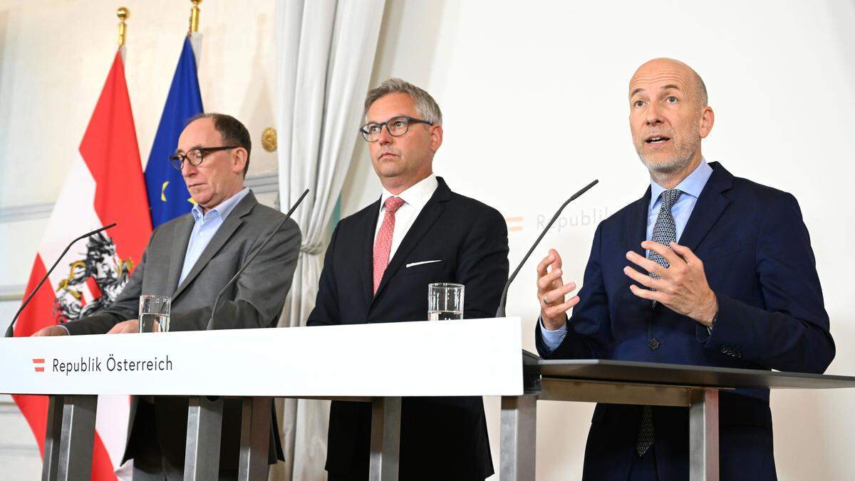 Ministerrat mit Sozialminister Johannes Rauch (Grüne), Finanzminister Magnus Brunner (ÖVP) und Wirtschaftsminister Martin Kocher (ÖVP)  