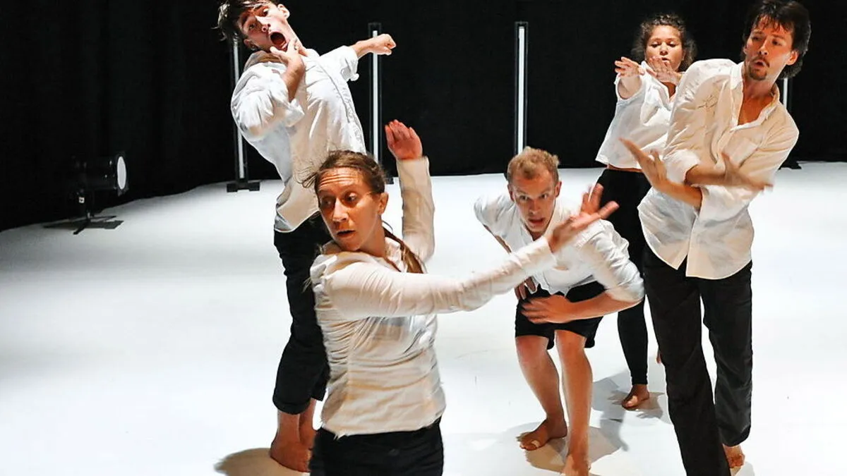 Jagdsaison/Hunting Season auf dem Tanzparkett: Beim Gibanica-Festival kommt man auch ohne Slowenischkenntnisse mit