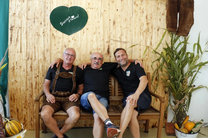 Fotoeck, Tischstockturnier, Zimmergewehrschießen...
