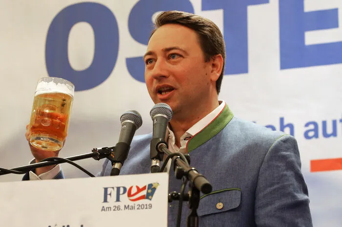 Der oberösterreichische LHStv. Manfred Haimbuchner appellierte an die FPÖ-Anhänger, am 26. Mai zur EU-Wahl zu gehen.
