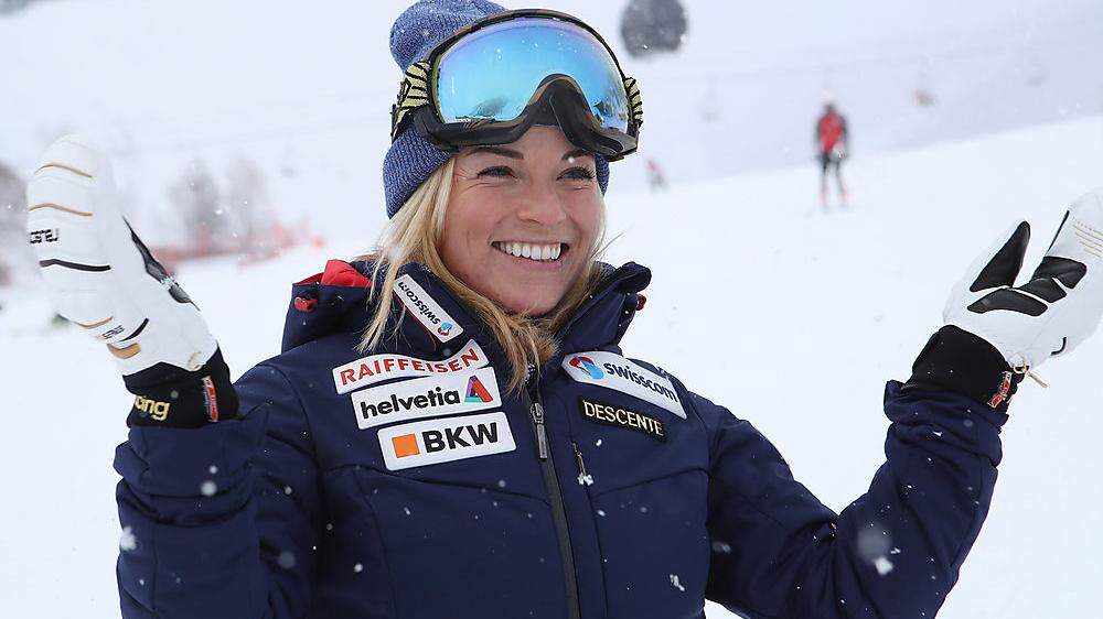 Lara Gut war nach dem Rennen in Cortina gut gelaunt, fand aber Kritik am Damen-Weltcup