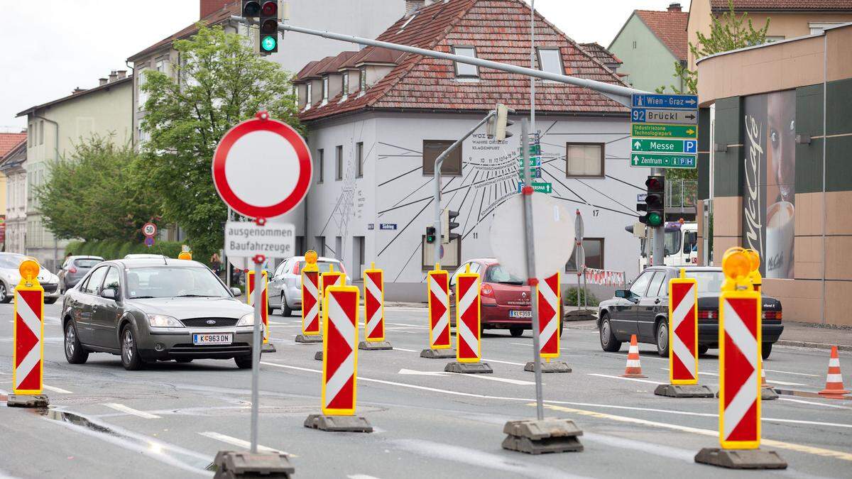 Bereits im Mai 2013 war die Kreuzung eine Großbaustelle. Jetzt drohen erneut Behinderungen