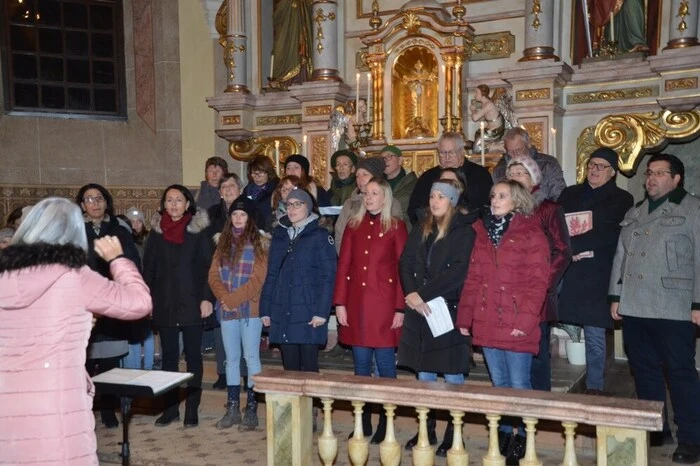 Neben dem Gastgeberchor wirkten die Chorgemeinschaft „Liedertafel“ Neumarkt, der MGV „Liedertafel“ Murau, Kleingruppe der Sängerrunde Schöder, Kirchenchor Scheifling St. Lorenzen, Chor der Mittelschule Scheifling und der Kinderchor Scheifling-St. Lorenzen mit.