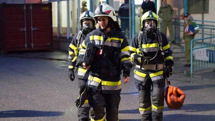 Fotos von der Atemschutzleistungsprüfung in Gold sowie der Ehrung zum Durchklicken...
