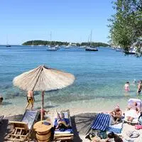 Ein malerischer Badestrand bei Rovinj