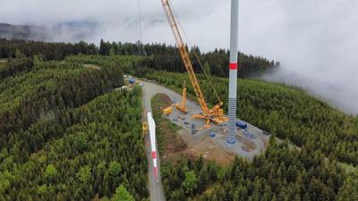 Auf der Kärntner Seite der Soboth wurden 2022 zwei Windräder gebaut