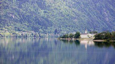 Um 1,2 Grad haben sich die Seen, wie hier der Ossiacher See, in den letzten 30 Jahren erwärmt