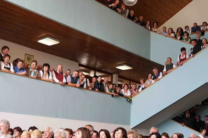 Darunter auch ein Gästesingen in der Volkschule. Zahlreiche Zuschauer ließen sich das nicht entgehen.