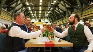 Archivbild: SPÖ-Bundesvorsitzender  Andreas Babler mit Max Lercher, dem Landesparteichef in der Steiermark  