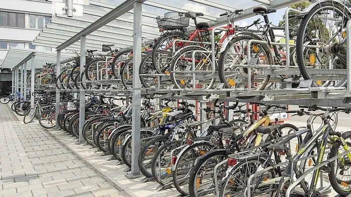 Polizei Leoben und Stadt Leoben nehmen die Abstellplätze am Hauptbahnhof ins Visier