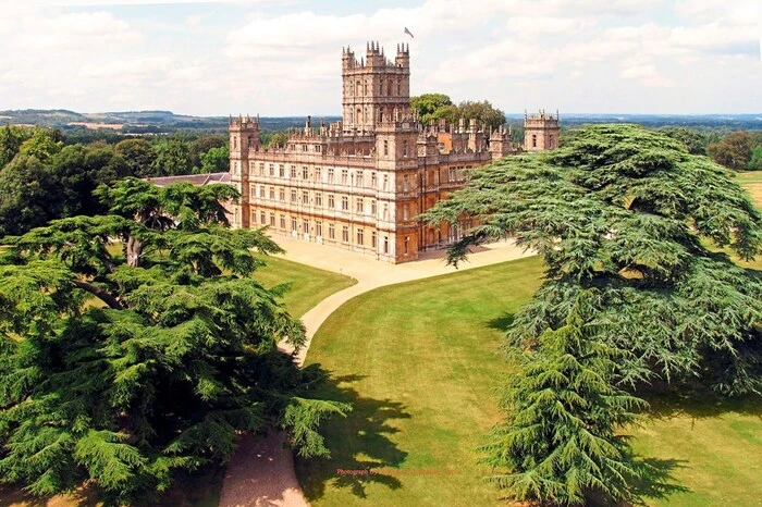 Die Gäste haben exklusiven Zugang zum Schloss und zu seinen Anlagen.