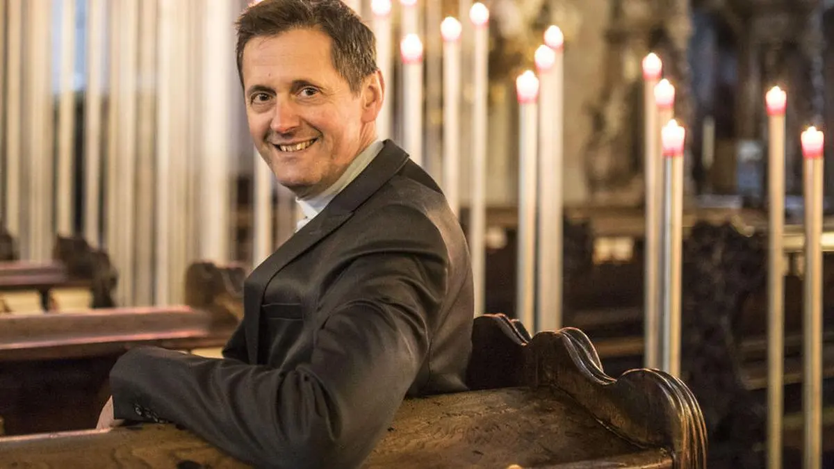 Kunst im Dom - Das Kreuz im Weg - Kunstinstallation Brandy Brandstätter Dom Klagenfurt Februar 2018