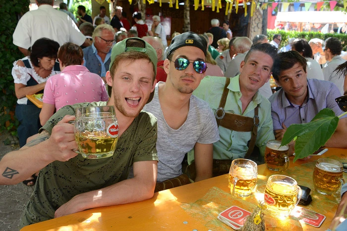 Klicken Sie sich durch die Bilder ...