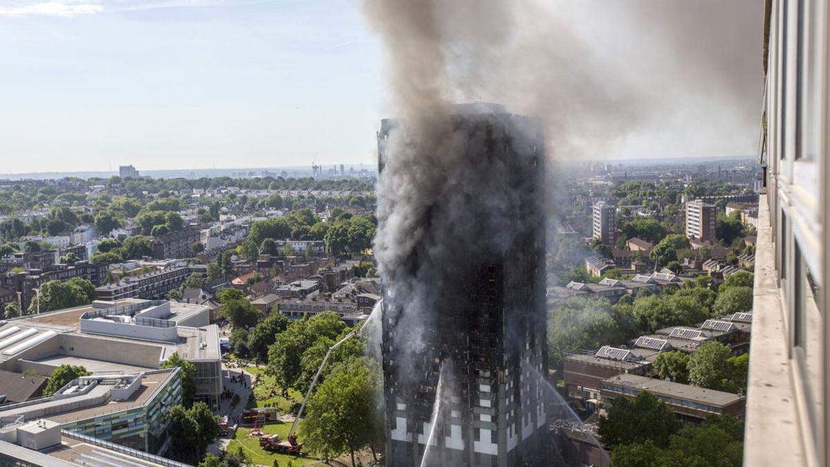 Der Brand in London am Mittwoch.