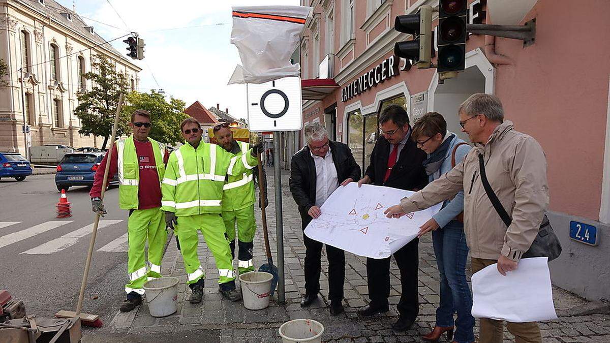 Kreisverkehr statt Ampel: Ab heute wird das neue System getestet