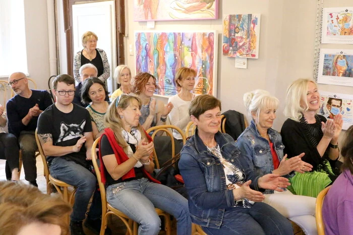 Klar, dass es da auch viel Applaus für das Dreimäderlhaus Pauline, Emma-Luise und Charlotte Steiner gab. 