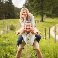 Simone Lugner war Richard Lugners letzte Frau – die beiden heirateten zwei Monate vor seinem Tod