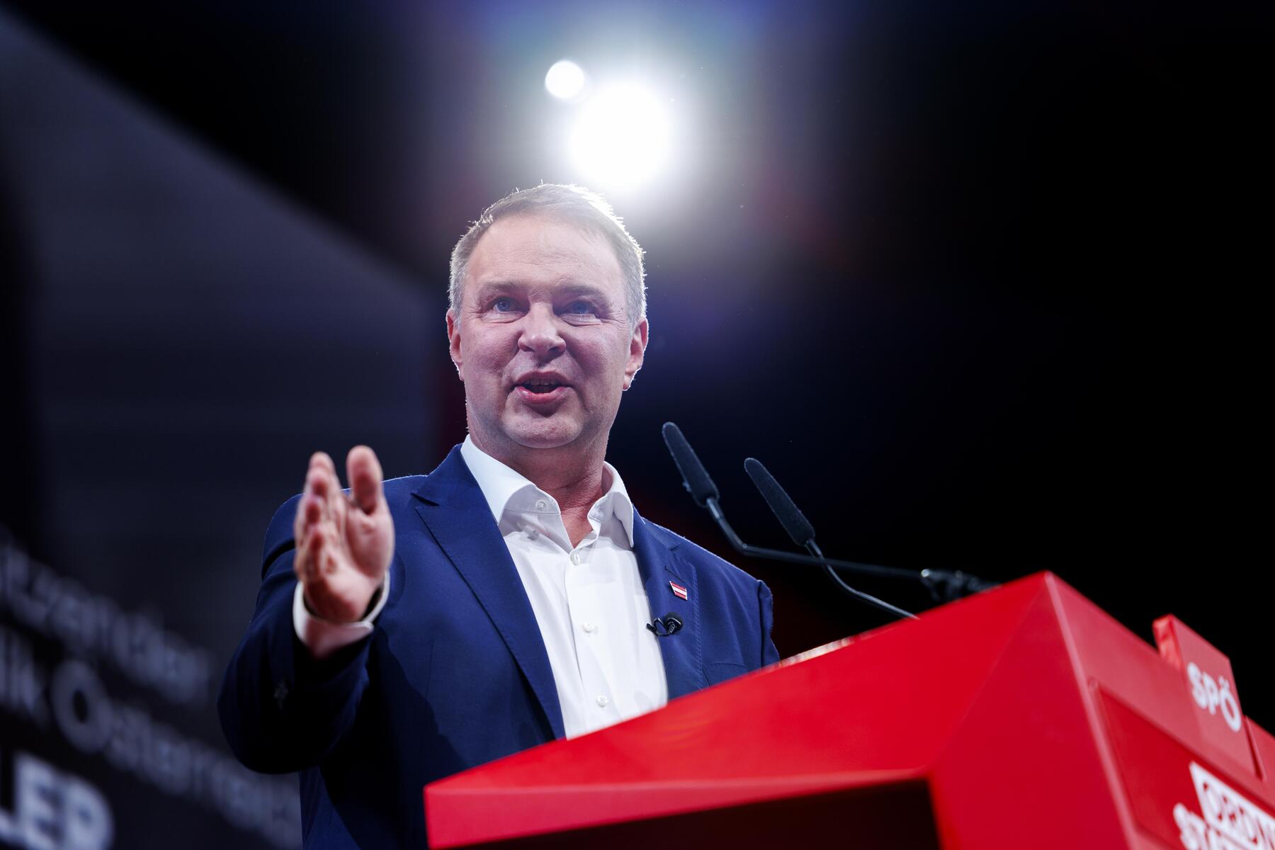 Steuergeld für Dokus über Politiker? Nur mit Bauchweh