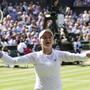 Barbora Krejčíková jubelt über ihren ersten Wimbledon-Titel