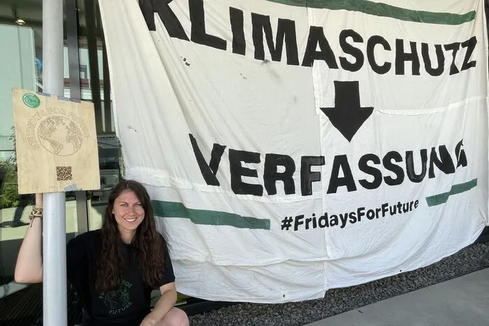 Lisa von den Students For Future vertrat auch die Fridays For Future: "Wir haben die wissenschaftlichen Instrumente und Möglichkeiten. Jetzt muss auch noch etwas gemacht werden"