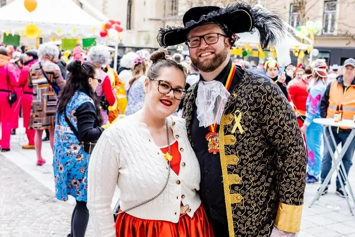 Auch das Prinzenpaar mischte sich unter die Feiernden