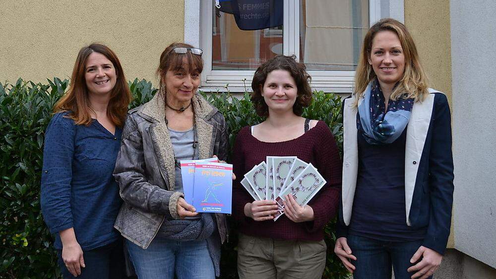 Elisabeth Pichlhöfer, Rosina Schmelzer-Ziringer, Esther Brossmann und Sarah Lengheim (von links) von der Frauen- und Mädchenberatung