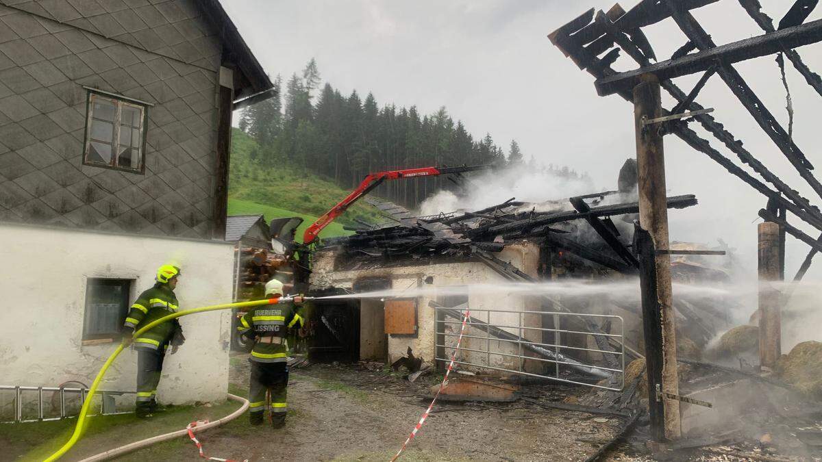 Um 5.45 Uhr wurden am Mittwoch die Feuerwehren alarmiert