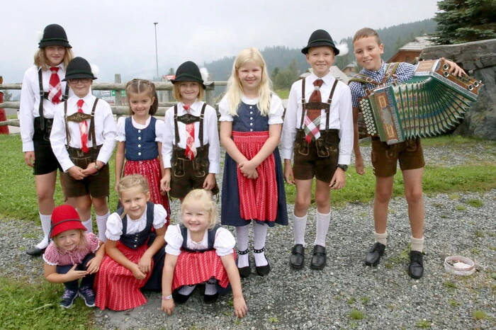 Anschließend wurde in den einzelnen Betrieben ein umfangreiches Programm geboten. 