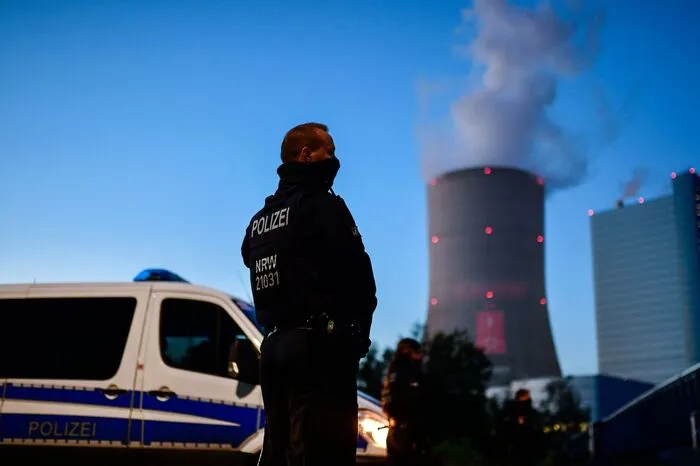 Es sei eine Provokation, den Kohleausstieg mit einem neuen Kohlekraftwerk einzuleiten. Datteln 4 müsse wieder vom Netz gehen und das deutlich vor 2037.