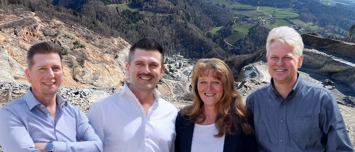 Die Eigentümer der Josef Christandl GmbH: Die Brüder Josef und Dieter Christandl sowie Sigrid und Christian Ferstl (die in Ilz auch einen großen Lkw-Handel betreiben)