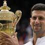 Bekommt Novak Djokovic auch diesen Sommer wieder die Trophäe in Wimbledon überreicht?
