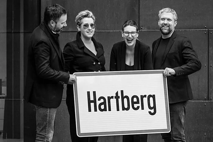 Die beiden Hartberger Unternehmen Andy Wolf Eyewear und Ringana haben gemeinsam ein neues Produkt ins Leben gerufen. Mehr dazu.