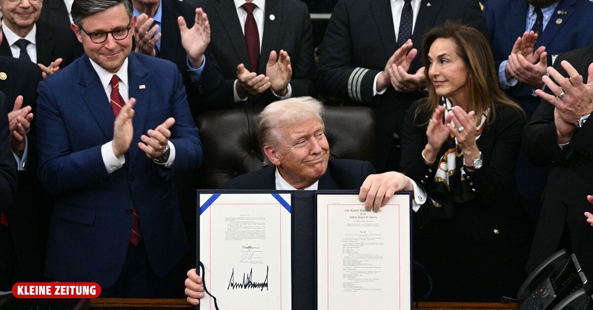 Trump beendete mit seiner Unterschrift den längsten Shutdown in der Geschichte der USA Trump beendete mit seiner Unterschrift den längsten Shutdown in der Geschichte der USA