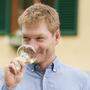 Sommelier Petr Hlinak vom 4-Hauben-Restaurant &quot;Am Pfarrhof&quot; sieht beim „echten“ Wein natürliche Aromen, weniger aufgesetzt und plakativ als beim Alkoholfreien. 