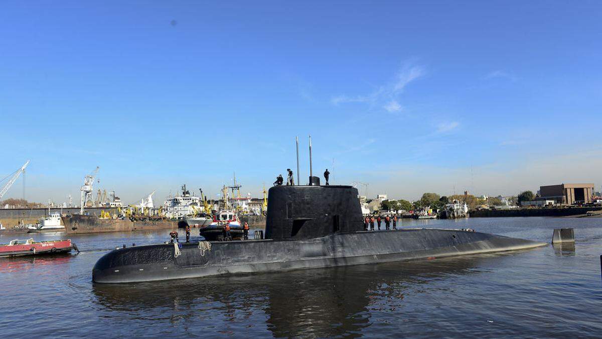 Ein argentinisches Marine-U-Boot mit 44 Besatzungsmitgliedern wird amtlichen Angaben zufolge vermisst