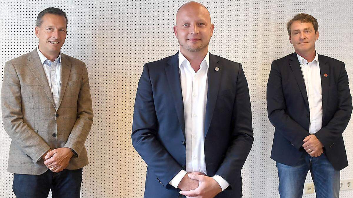 Obmann René Ziesler (Mitte) flankiert von seinen Stellvertretern Andreas Kinsky (links) und Jörg Pavek