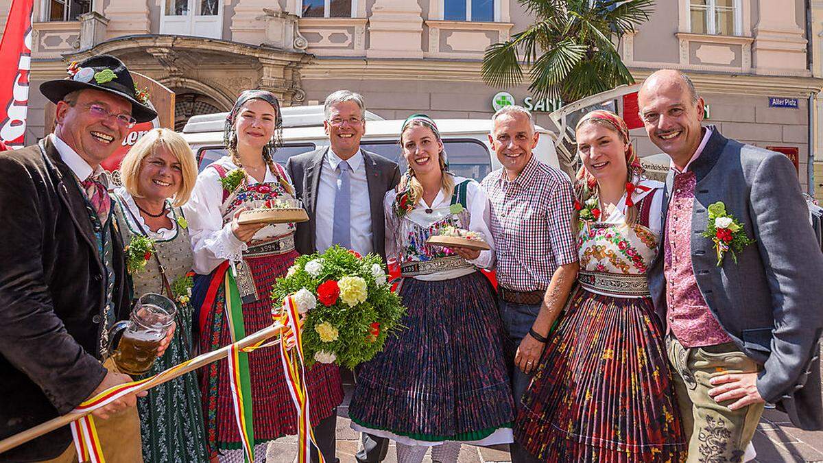 Beste Stimmung. Villacher „rockten“ Klagenfurt