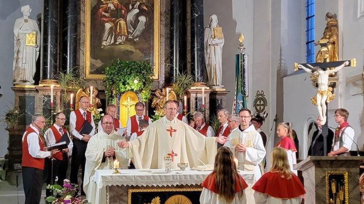 Am vergangenen Samstag wurde der Pfarrer Siegmund Bichler feierlich willkommen geheißen