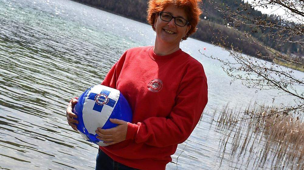 Ute Narovnigg (45) engagiert sich seit knapp 30 Jahren bei der Österreichischen Wasserrettung am Klopeiner See