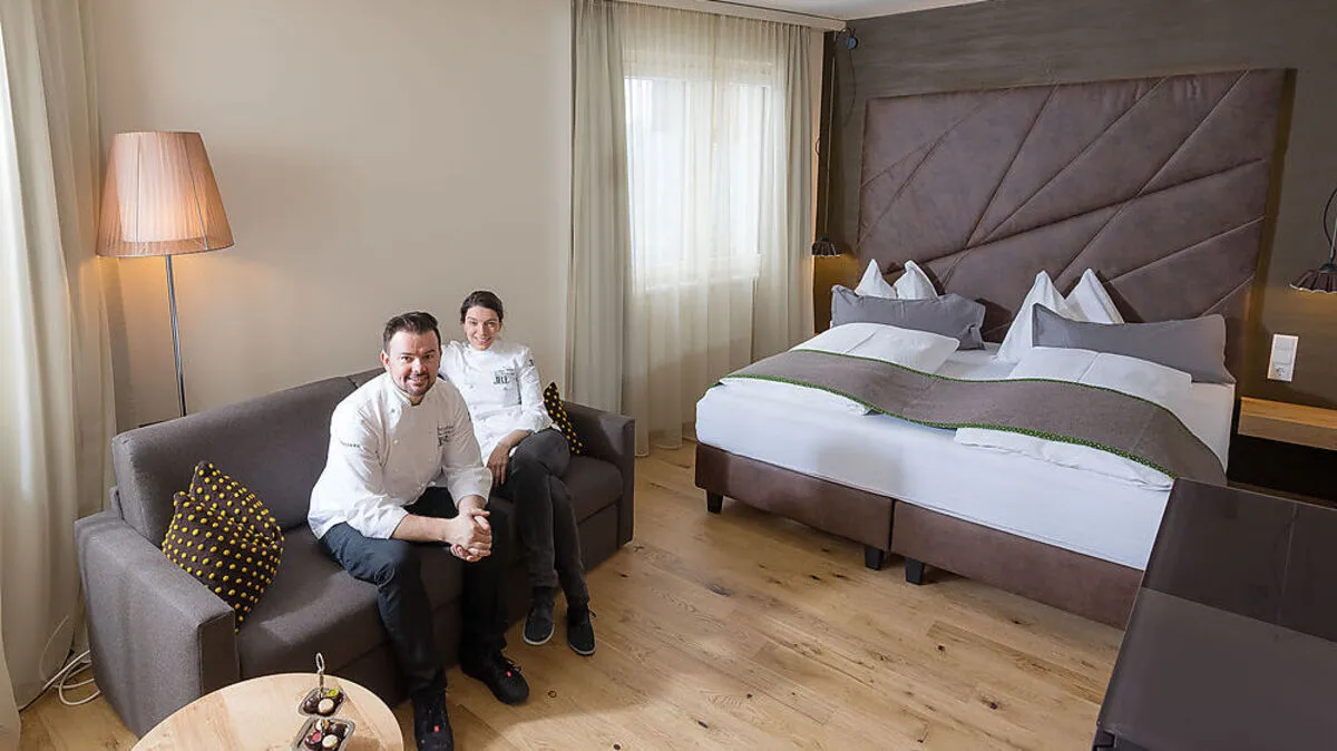 Stefan Eder und Eveline Wild in einer der drei Schokoladensuiten