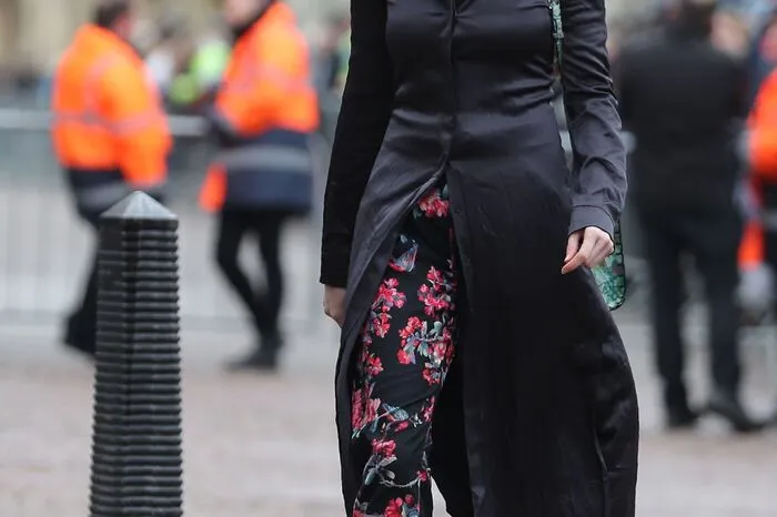 ...und das Model Lily Cole.