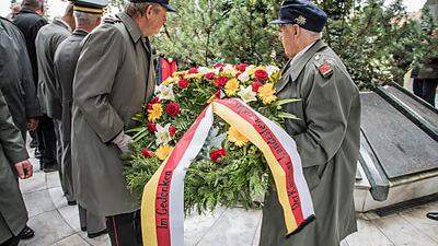 10.-Oktober-Gedenkfeier am Friedhof in Klagenfurt Annabichl