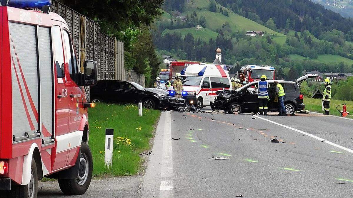 Fünf Verletzte Bei Kollision Von Drei Autos