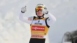 Domen Prevc | Domen PREVC SLO, Jubel,Freude,Begeisterung,, Aktion,Einzelbild,angeschnittenes Einzelmotiv,Halbfigur,halbe Figur. 01.01.2026, Skispringen: 74.Vierschanzentournee 2025/26. Neujahrsspringen in Garmisch-Partenkirchen *** Domen PREVC SLO , jubilation,joy,enthusiasm,, action,single image,cropped single motif,half figure,half figure 01 01 2026, Ski Jumping 74 Four Hills Tournament 2025 26 New Years Jumping in Garmisch Partenkirchen