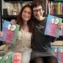 Grafikerin Pia Leitner und Texterin Julia Zötsch mit ihrem Buch "Romy Rad-los"