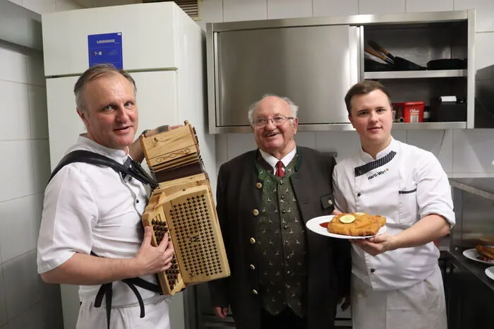 Drei Generationen Hartlwirte vereint: Reinhard, Albert und Reinhard Hartl.