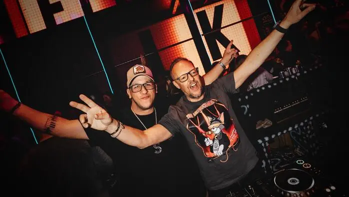 Am Samstag ließ man in Niklasdorf legendäre Bollwerk-Zeiten wieder aufleben – zumindest für eine Nacht, denn in der Event Fabrik ging die riesige „Bollwerk-Revival-Party“ über die Bühne.
