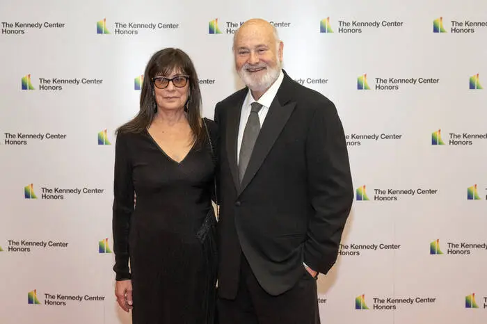 „Harry und Sally“-Regisseur Rob Reiner und seine Ehefrau Michele wurden Mitte Dezember tot in ihrem Anwesen gefunden. Sechs Stunden später wurde ihr 32 Jahre alter Sohn Nick Reiner festgenommen